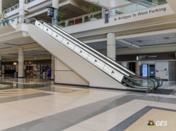 Picture of Escalator Cling C2-06