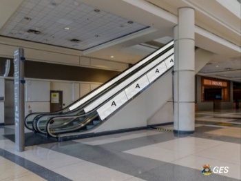 Picture of Escalator Cling C2-08